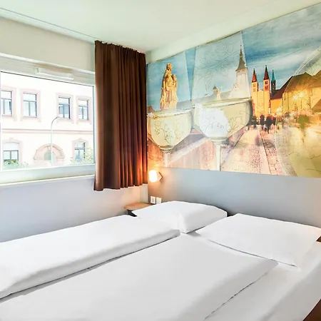 Отель Wuerzburg-city