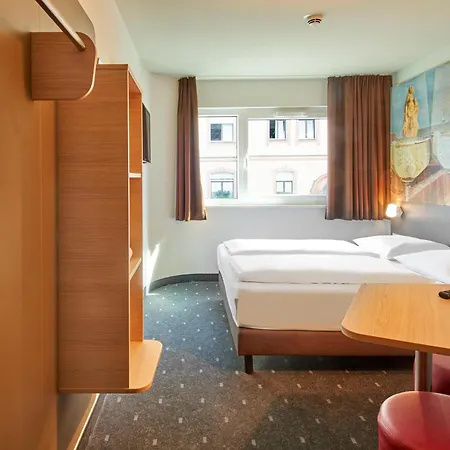 Wuerzburg-city Отель 3*