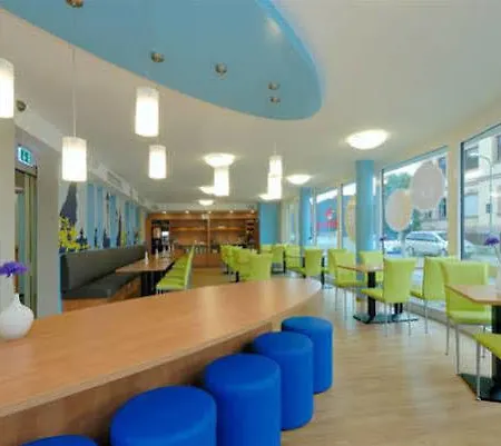 Wuerzburg-city Hotel 3*